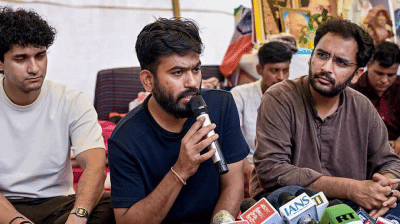 ককরোচ পার্টির শীর্ষ নেতাদের কোথায় নিয়ে গেছে পুলিশ, যা জানা গেল
