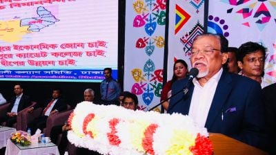 চাকরির পেছনে না ছুটে তরুণদের উদ্যোক্তা হওয়ার আহ্বান জনপ্রশাসন উপদেষ্টার