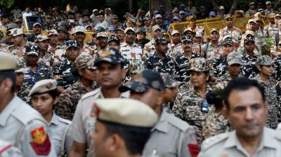 ইন্টারনেট ও রেলসেবা বন্ধ, রাস্তায় ২৫ হাজার পুলিশ—আজ দিল্লিতে কী হতে যাচ্ছে?