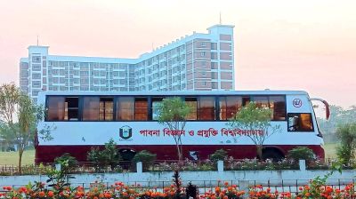অসুস্থ দুই নারী শিক্ষার্থীর একজন হাসপাতালে