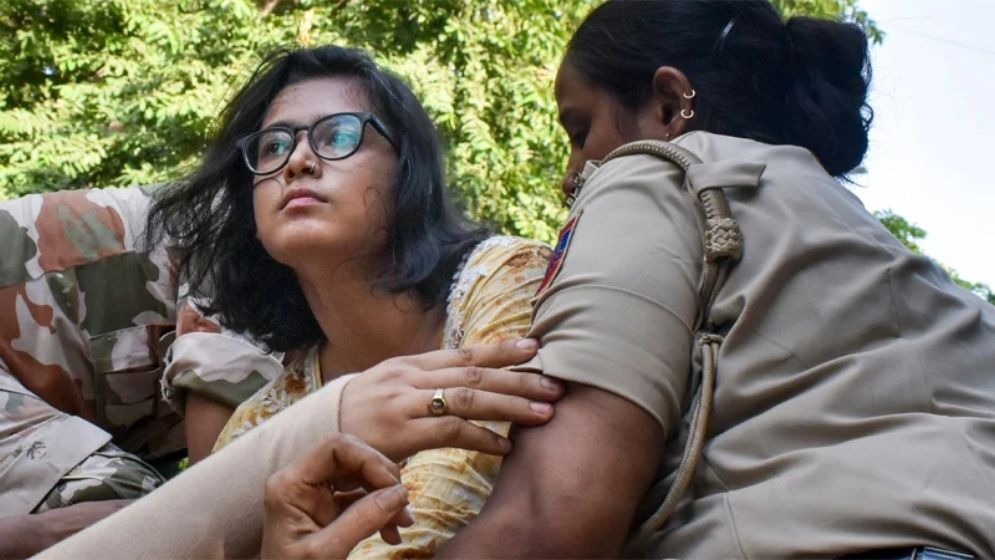 মুক্তি পেলেন বামপন্থি ছাত্রনেত্রী নেহা বোরা
