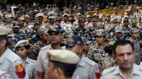 ইন্টারনেট ও রেলসেবা বন্ধ, রাস্তায় ২৫ হাজার পুলিশ—আজ দিল্লিতে কী হতে যাচ্ছে?