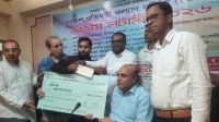 লটারিতে ৩০ লাখ টাকা পুরস্কার পেলেন হানিফ মিয়া