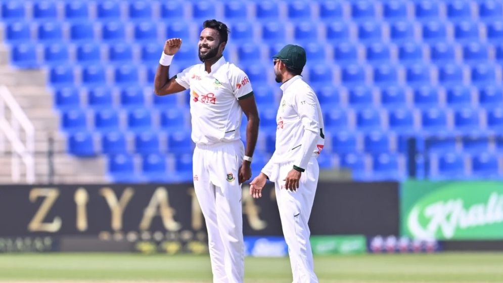 ২১ রানে ৬ উইকেট নেই আফগানিস্তানের, বড় লিড পেল বাংলাদেশ