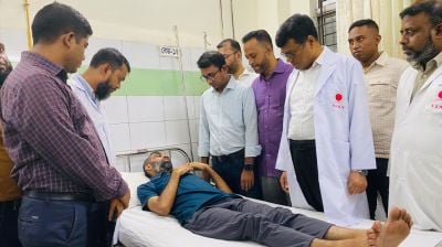 খুলনার খান সাইফুলের চিকিৎসার দায়িত্ব নিলেন প্রধানমন্ত্রী তারেক রহমান