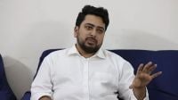আন্দোলনরত ভারতের তরুণদের যে বার্তা নাহিদ ইসলামের