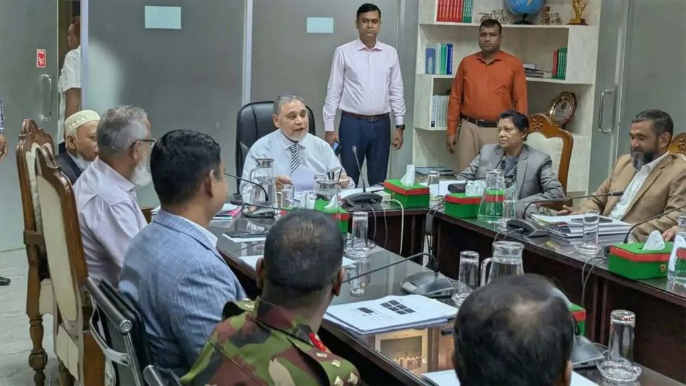 ইউপি ভোট নিয়ে বৈঠকে ইসি