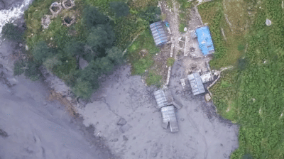 নেপালে আবারও আকস্মিক বন্যা, নিখোঁজ ৫