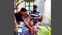 পরকীয়ার অভিযোগে প্রবাসীর স্ত্রীকে গাছে বেঁধে মারধর, কেটে দেওয়া হলো চুল