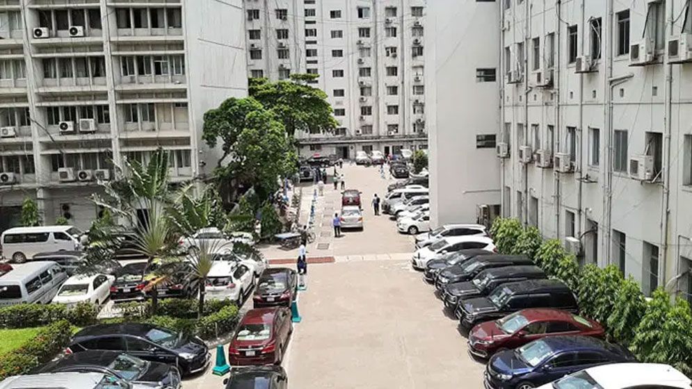 সচিবালয়ে ৬ নম্বর ভবনে অগ্নিকাণ্ড