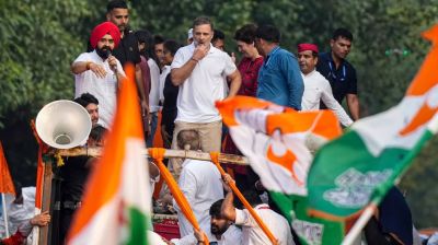 রাহুল গান্ধীর আবেদনে ১৪ ত্রুটি ধরল সুপ্রিমকোর্ট