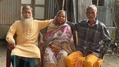 ৫০ বছর পর পাকিস্তান থেকে স্বজনদের কাছে ফিরলেন পরী