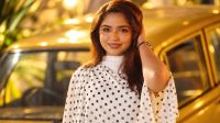 কবে বিয়ে করবেন, জানালেন সুমাইয়া হিমি