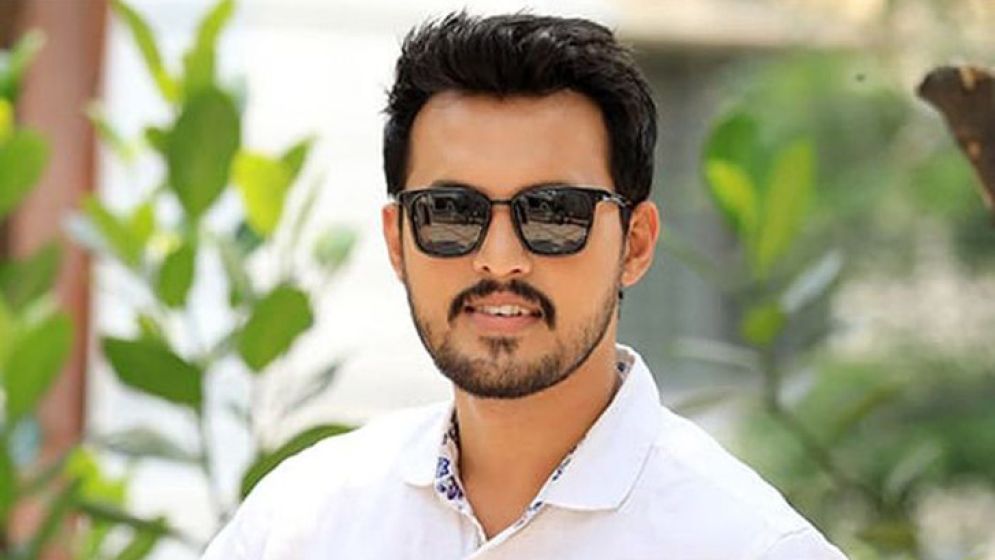 বিমান সেবা নিয়ে ক্ষুব্ধ অভিনেতা বললেন, ‘বেইমান বাংলাদেশ এয়ারলাইন্স’