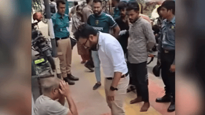 ঢাকার ফুটপাতে বয়স্ককে মারধর-কান ধরে ওঠবস, প্রকৃত ঘটনা কী?