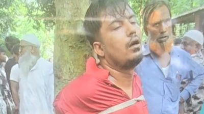 স্বর্ণের চেইন ছিনতাইয়ে বাধা, বৃদ্ধাকে গলা কেটে হত্যা