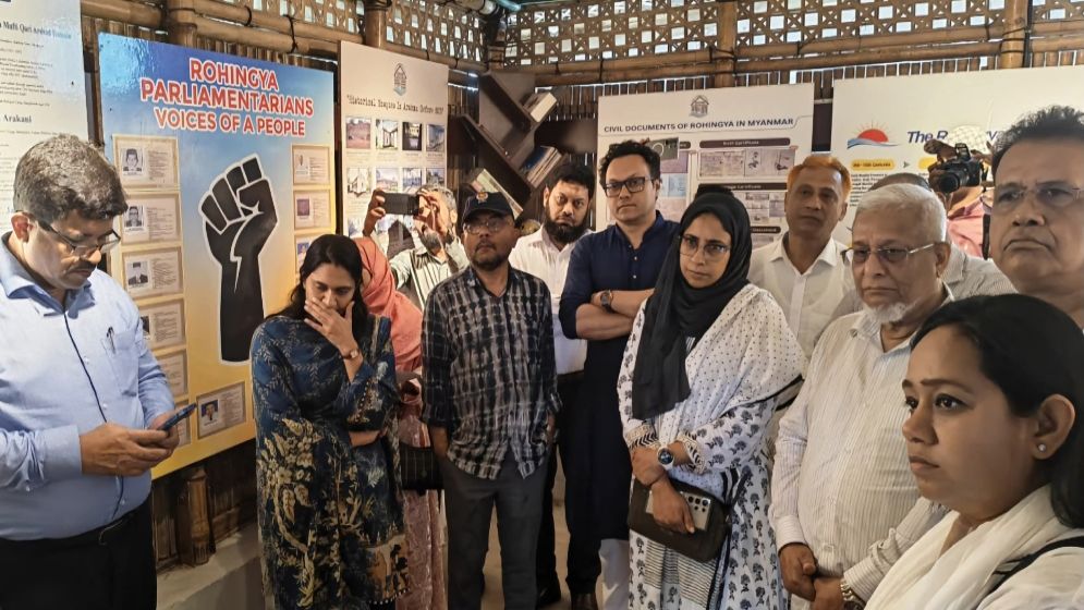 রোহিঙ্গা ক্যাম্প পরিদর্শনে সংসদীয় কমিটি, উঠল প্রত্যাবাসনের দাবি