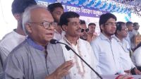 একটি চক্র সরকার ও দেশের ভাবমুর্তি নষ্টের ষড়যন্ত্র করছে: রিজভী
