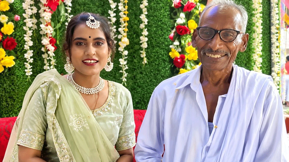 পচাত্তরের বৃদ্ধের সঙ্গে ৩০ বছরের ইনফ্লুয়েন্সারের বাগদান