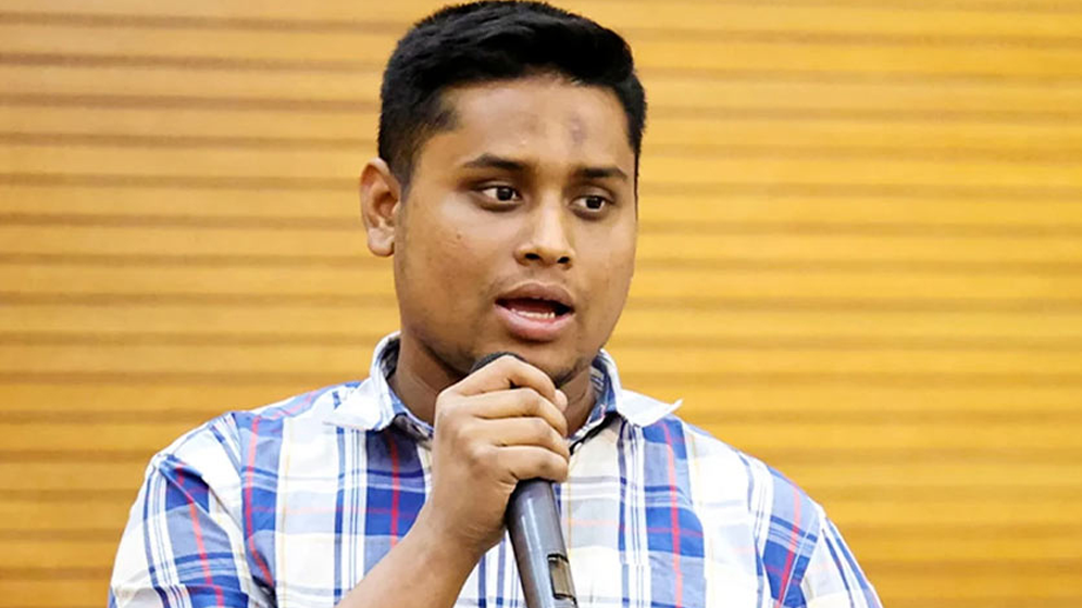 ফ্যামিলি কার্ড প্রকল্পে অনিয়মের অভিযোগ তুলে যা বললেন হাসনাত