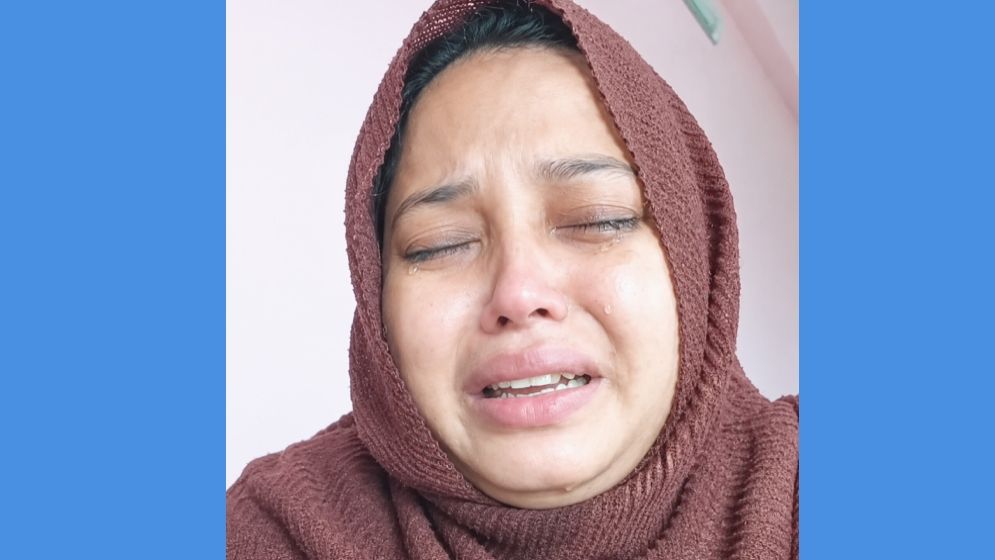 লাইভে এসে অঝোরে কাঁদলেন মেধাবী সুমি