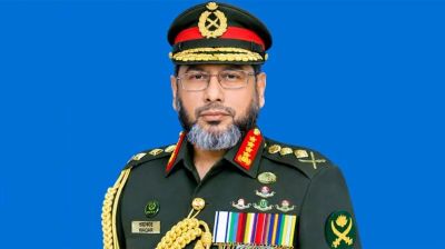 অস্ট্রেলিয়া ও যুক্তরাষ্ট্র সফর শেষে দেশে ফিরেছেন সেনাপ্রধান