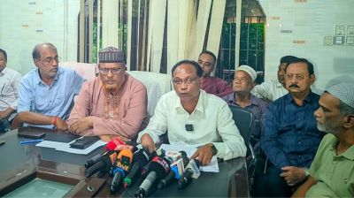 ২০ বছরের পুরোনো বাস চলাচলের সুযোগ চেয়ে ধর্মঘটের হুঁশিয়ারি