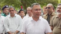 নিজ কলেজ প্রাঙ্গণেও গেলেন প্রধানমন্ত্রী, শিক্ষার্থীদের দিলেন দেশ গড়ার বার্তা