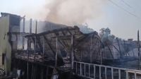 কক্সবাজারের ইনানীতে রিসোর্টে আগুন: পালিয়েছে কর্তৃপক্ষ