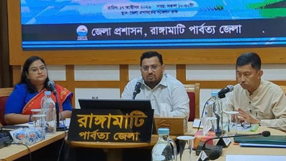 পাহাড়ে গুজব ও মিথ্যা তথ্য সম্পর্কে সতর্ক থাকতে হবে: মীর হেলাল