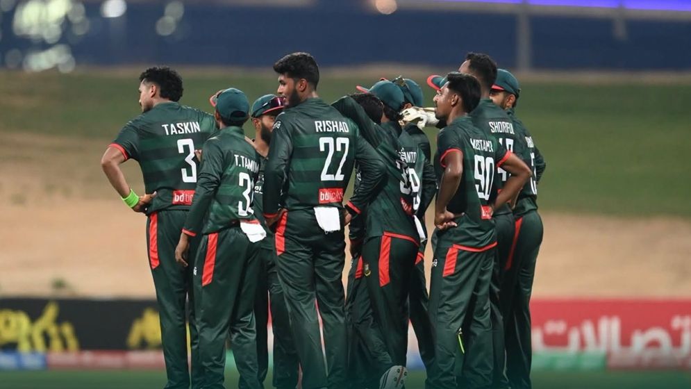 জিম্বাবুয়ের বিপক্ষে অসহায় আত্মসমর্পণ বাংলাদেশের
