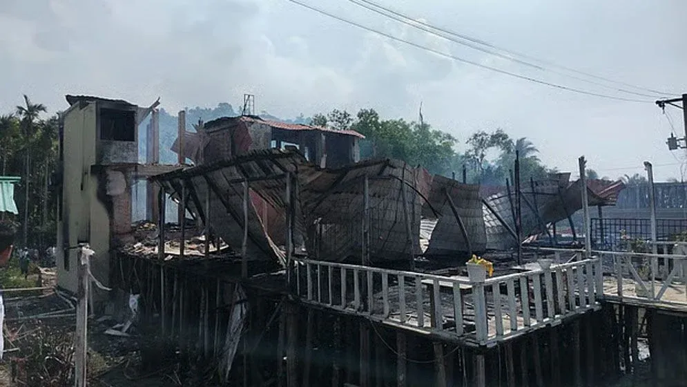 কক্সবাজারে অগ্নিকাণ্ড: রিসোর্ট মালিককে প্রধান করে মামলা