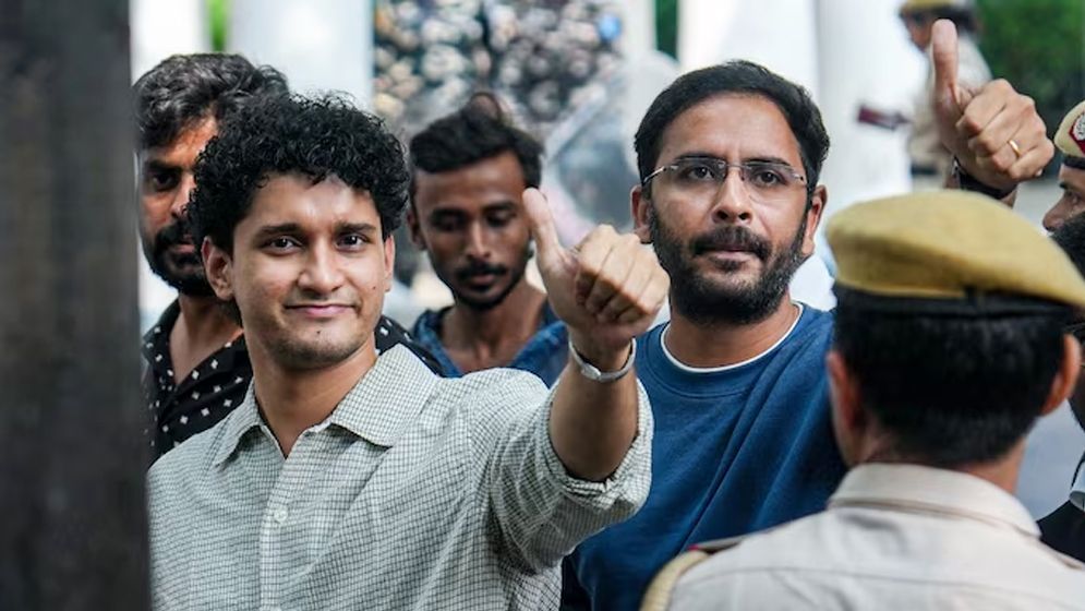 অভিজিৎ মুক্তি পেলেও এখনো কারাবন্দি সিজেপির ২ নেতা