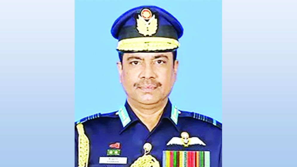 বিমানবাহিনীর সাবেক প্রধান হান্নান গ্রেফতার