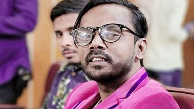 এবার সাবেক স্ত্রীর বিরুদ্ধে মামলা করলেন হিরো আলম