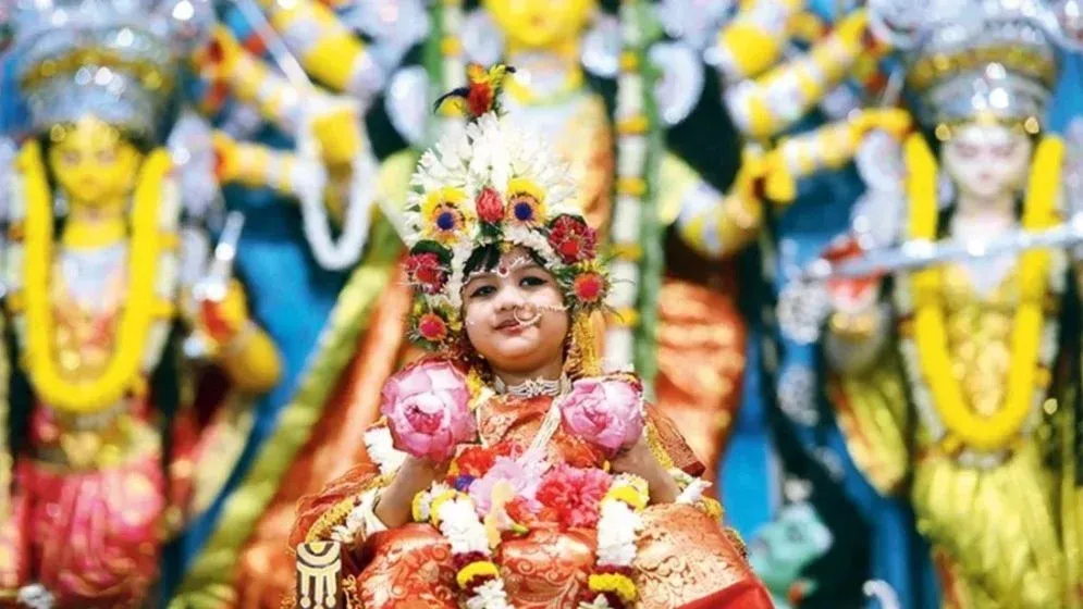 আজ মহাঅষ্টমী ও কুমারী পূজা
