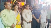 চিতলমারীতে পূজামণ্ডপ পরিদর্শনে ভারতীয় সহকারী হাইকমিশনার