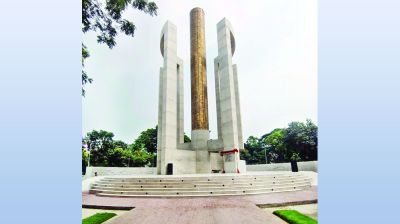 জুলাই স্মৃতিতে সেজেছে ওসমানী উদ্যান