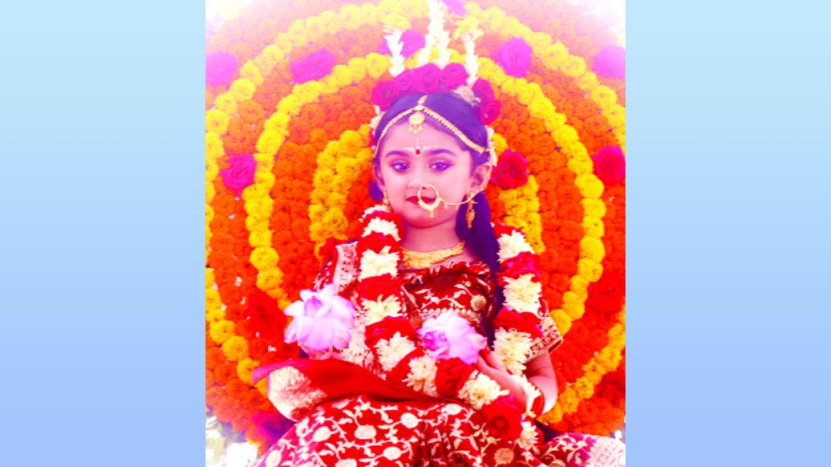 শুভ শক্তির প্রত্যয়ে মহাষ্টমী উদযাপন