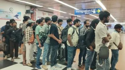 কম্বোডিয়ার বন্দিদশা থেকে মুক্ত ৩০ বাংলাদেশি দেশে