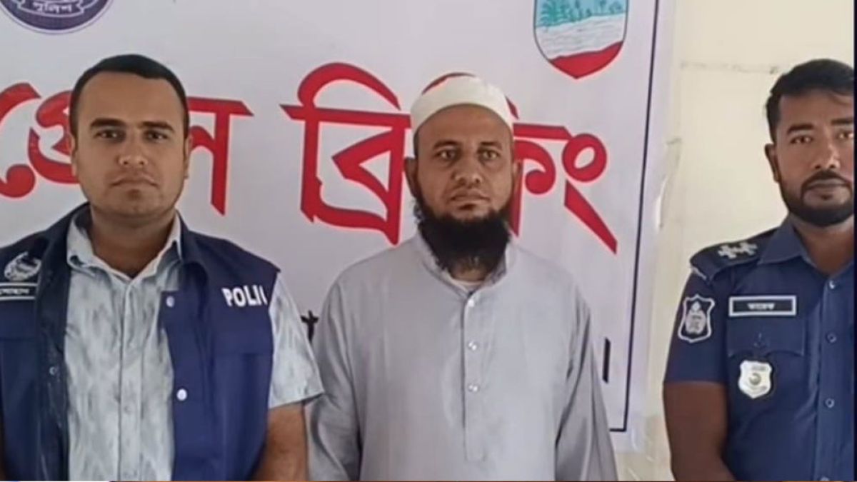মাদ্রাসাছাত্রীকে ধর্ষণচেষ্টার অভিযোগে শিক্ষক গ্রেফতার