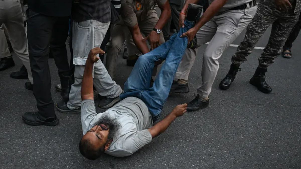ভারতে বিক্ষোভে ‘অতিরিক্ত বলপ্রয়োগ’ বন্ধের আহ্বান জাতিসংঘের মানবাধিকার বিশেষজ্ঞদের