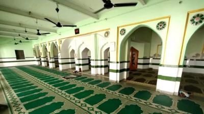 মোদির বাসভবনের পাশে অবস্থিত ঐতিহাসিক রেসকোর্স মসজিদ খালি করার নির্দেশ