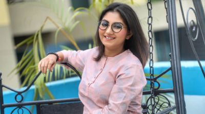 যেভাবে বয়স কম দেখাবে জানালেন অভিনেত্রী শশী