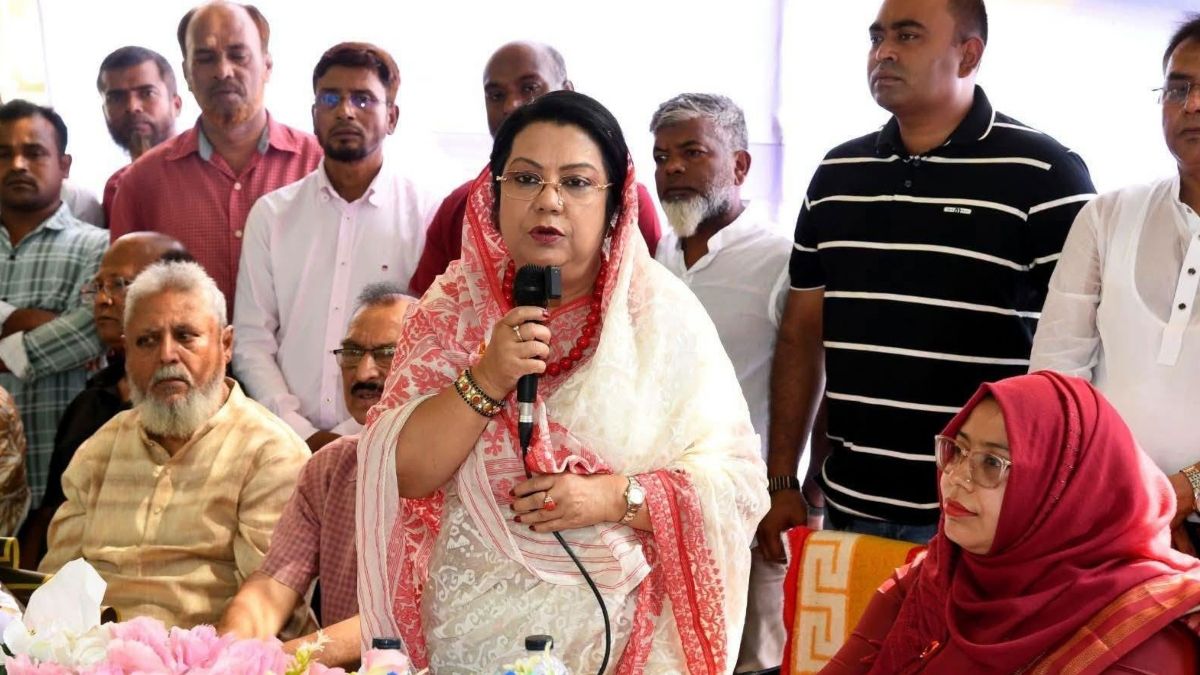 পূজামণ্ডপে মুসলিমদের উপস্থিতি সম্প্রীতির উজ্জ্বল দৃষ্টান্ত: খাদ্যমন্ত্রী