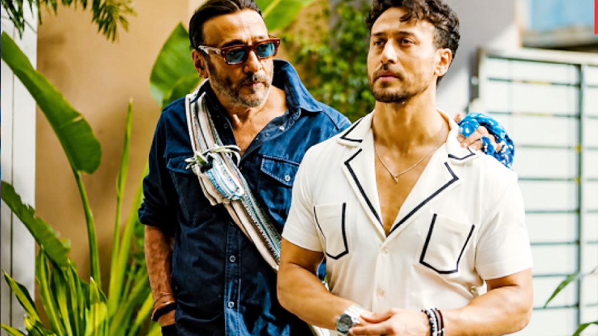 ছেলে টাইগারের ওপর হামলার পর প্রকাশ্যে এলেন জ্যাকি শ্রফ