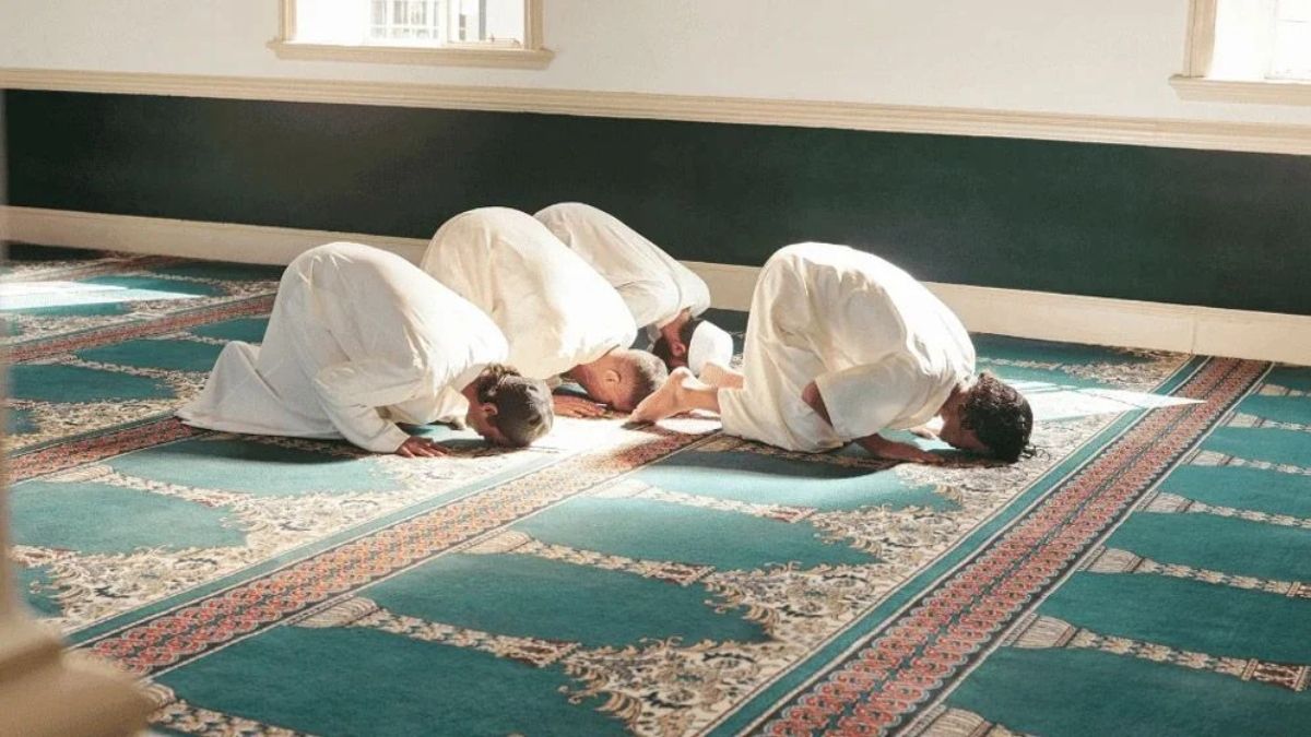 আজকের নামাজের সময়সূচি: ২১ অক্টোবর ২০২৬