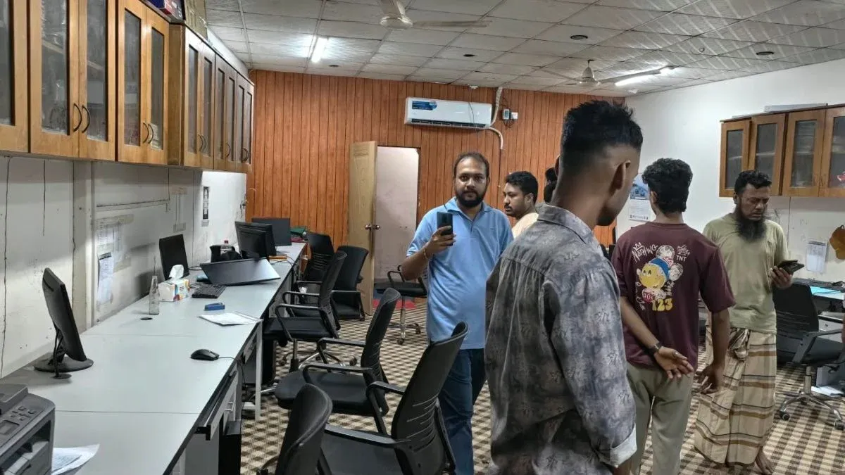 ৩১ লাখ টাকার মালামাল খোয়া যাওয়ার অভিযোগ