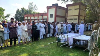 ১২ ঘণ্টার ব্যবধানে মা-ছেলের মৃত্যু, একসঙ্গে জানাজা দাফন