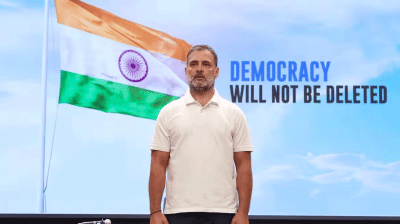 ‘নির্বাচন ছাড়া ক্ষমতা বদলের পাঠ নিতে বিদেশে যান রাহুল’